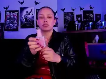 Chaturbate Live Sex Cam of lilith_deveraux_