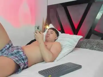 Chaturbate Watch Live Sex Cams of andy_miller5