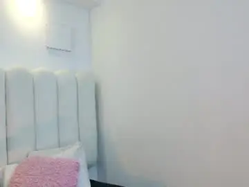 Chaturbate Best live sex cam show of ela_ebony_