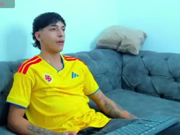Chaturbate Free Live Porn of kroywave