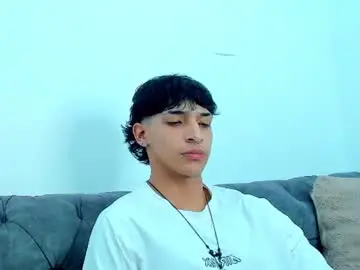 Chaturbate Best live sex cam show of kroywave