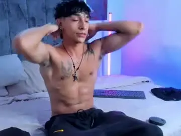 Chaturbate Best live sex cam show of kroywave