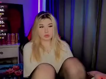 Chaturbate Live Porn of lilhornyprincess