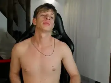 Chaturbate Live Sex Cam of romeo_ricci1