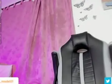 Chaturbate Free Live Porn of burban00_roxxy_