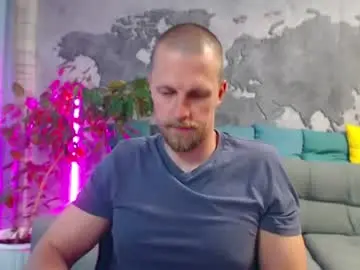 Chaturbate Sex Cam of vikingchrisss