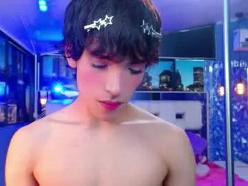 Chaturbate Sex Cam of isaacnova