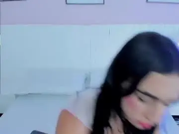 Chaturbate Live Sex of myla_cute18
