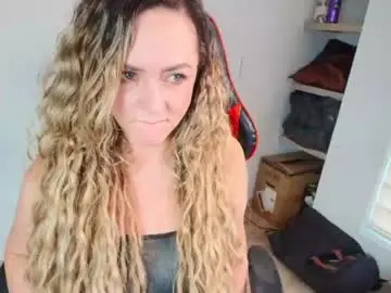 Chaturbate Best live sex cam show of _madamemature_