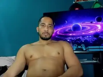 Chaturbate Free Porn Cam of cristobal12cock