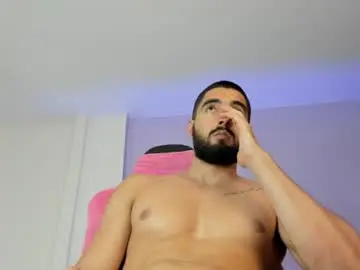 Chaturbate Live Sex Cam of joao_batista_team