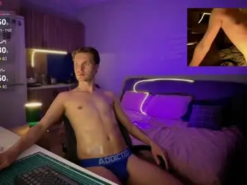 Chaturbate Live Sex Cam of leonnextdoor