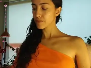 Chaturbate Watch Live Sex Cams of innocentlatiina