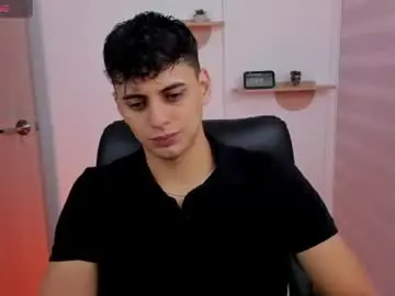 Chaturbate Watch Live Sex Cams of markpotier