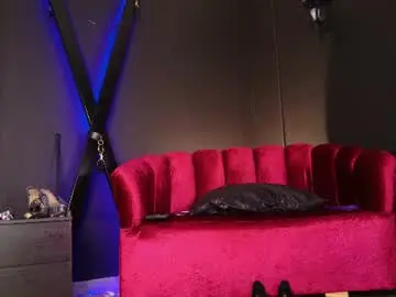Chaturbate Nude Webcam of mistresslilith666