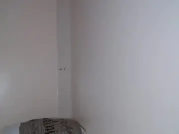 Chaturbate Live Sex Cam of lenah6