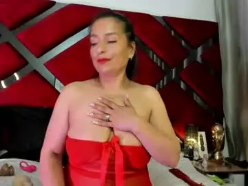 Chaturbate Live Sex Cam of kendra_foxxy_