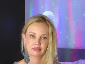 Chaturbate Live Sex Cam of larine_morgan