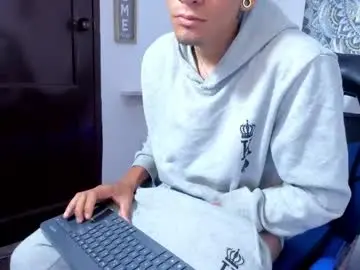 Chaturbate Live Porn of adan_oriol