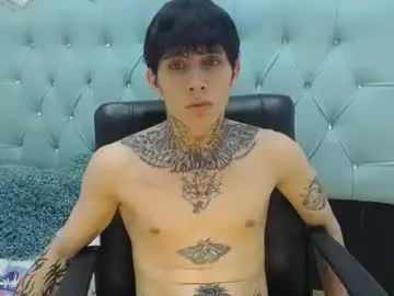Chaturbate Free Live Porn of ronal_skinny