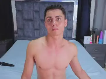 Chaturbate Nude Webcam of leomonnroe