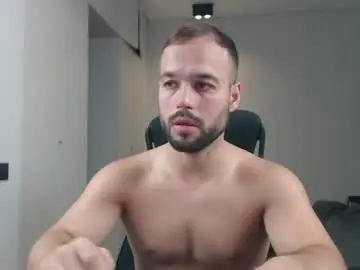 Chaturbate Live Sex Cam of sandro_best