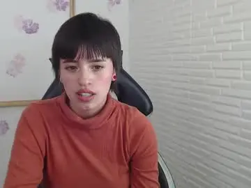 Chaturbate Live Sex Cam of zowii_