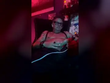 Chaturbate Free Live Porn of trent_pounder