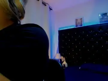 Chaturbate Free Porn Cam of bellaroge