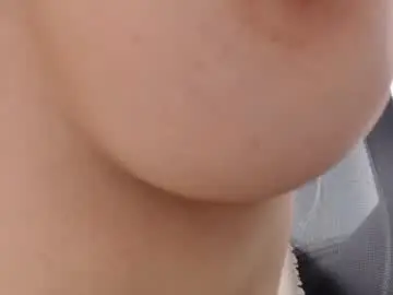 Chaturbate Live Sex of sweet_lil_thing