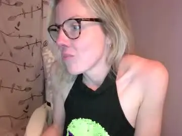 Chaturbate Live Porn of holly_bourbon