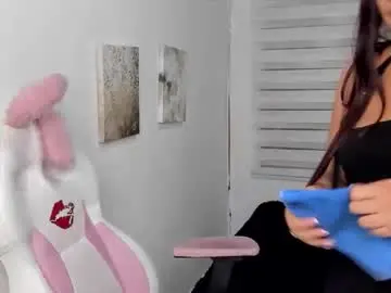 Chaturbate Sex Cam of caroline_rodriguez_9