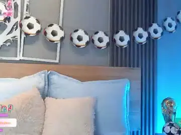 Chaturbate Live Sex Cam of eliseplayboobs