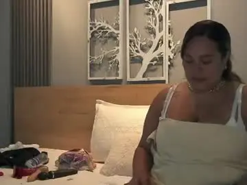 Chaturbate Live Sex Cam of eliseplayboobs