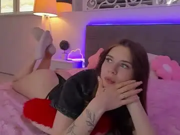 Chaturbate Live Sex Cam of luisaclover