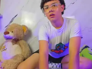Chaturbate Best live sex cam show of zayn_ross