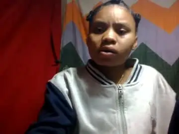Chaturbate Best live sex cam show of caella98
