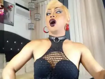 Chaturbate Live Sex Cam of goddessxbeatrice