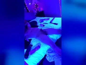Chaturbate Live Sex Cam of upallnight3654