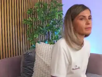 Chaturbate Live Porn of avrillcyrux