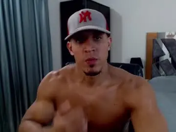 Chaturbate Sex Cam of frank_heaven_shore