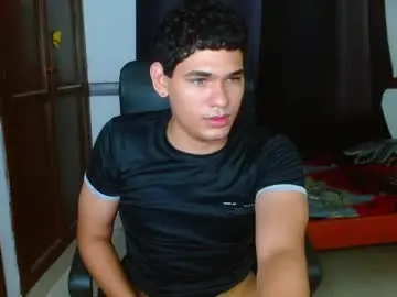 Chaturbate Best live sex cam show of zyrosxk