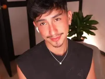 Chaturbate Best live sex cam show of sweettaaron