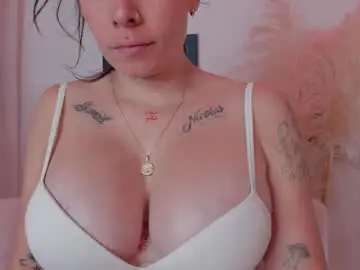 Chaturbate Best live sex cam show of msschloee