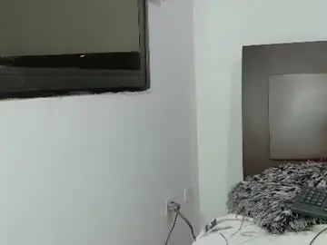 Chaturbate Best live sex cam show of zackmontiel07