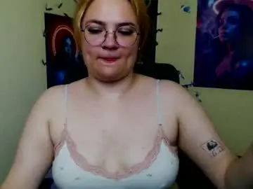 Chaturbate Live Sex of redhotqueen1