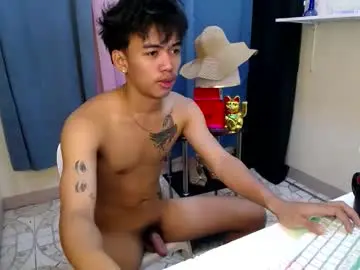 Chaturbate Live Sex Cam of hot_kianxx