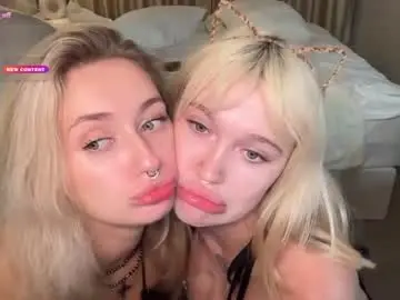 Chaturbate Best live sex cam show of golden_alinee