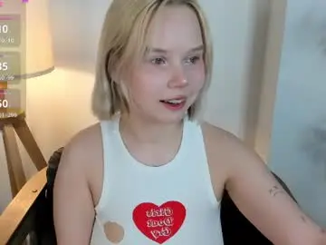 Chaturbate Free Porn Cam of shy_nikka_4you