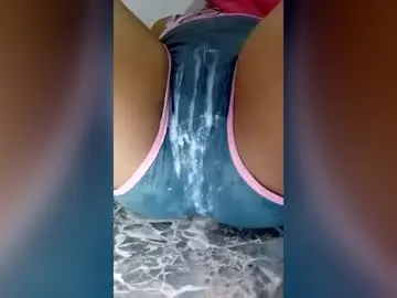 Chaturbate Live Porn of squirtkat25